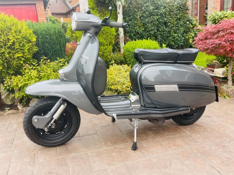 Lambretta LI 125 special scooter Italian 