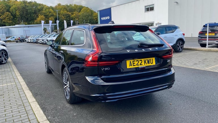 2022 Volvo V90 2.0 B4P Core 5dr Auto ESTATE PETROL Automatic