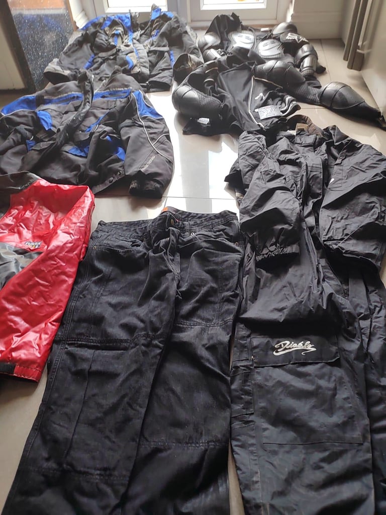 East London Motorcycle Clothing – ALL TYPES – SEE PHOTOS – EAST LONDON - 834