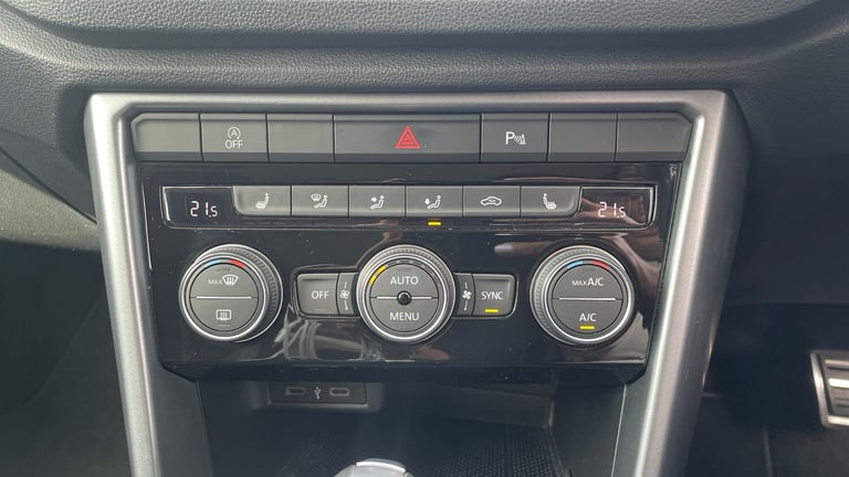 2021 Volkswagen T-Roc 1.5 TSI EVO Active 5dr DSG Petrol Hatchback Hatchback Petrol Automatic
