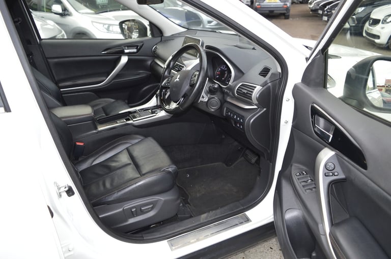 2018 Mitsubishi Eclipse Cross 1.5 4 5dr CVT 4WD PETROL PANAROMIC ROOF LEATHER INT 360 CAMERA HATC...