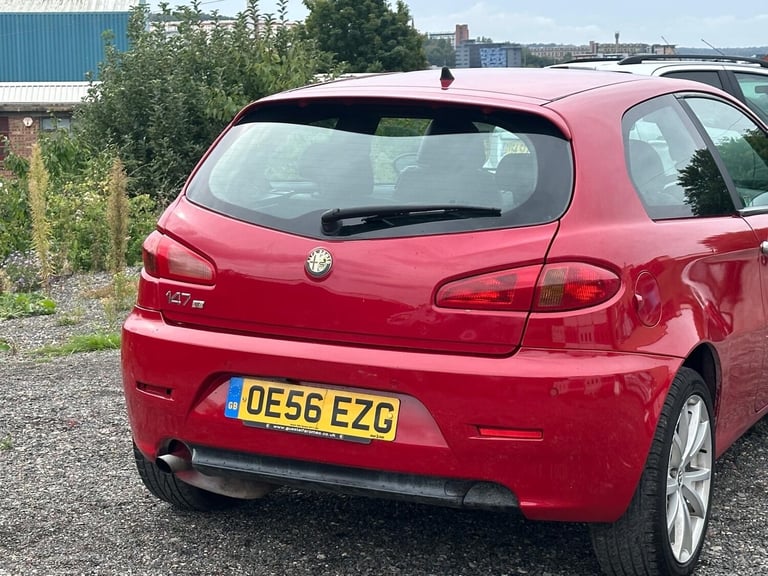 2006 Alfa Romeo 147 1.6 TS Lusso 3dr HATCHBACK Petrol Manual