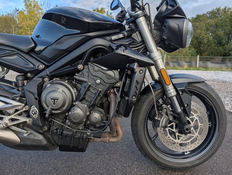 2019 TRIUMPH STREET TRIPLE S