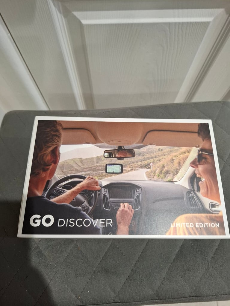 image for Tomtom go discovery