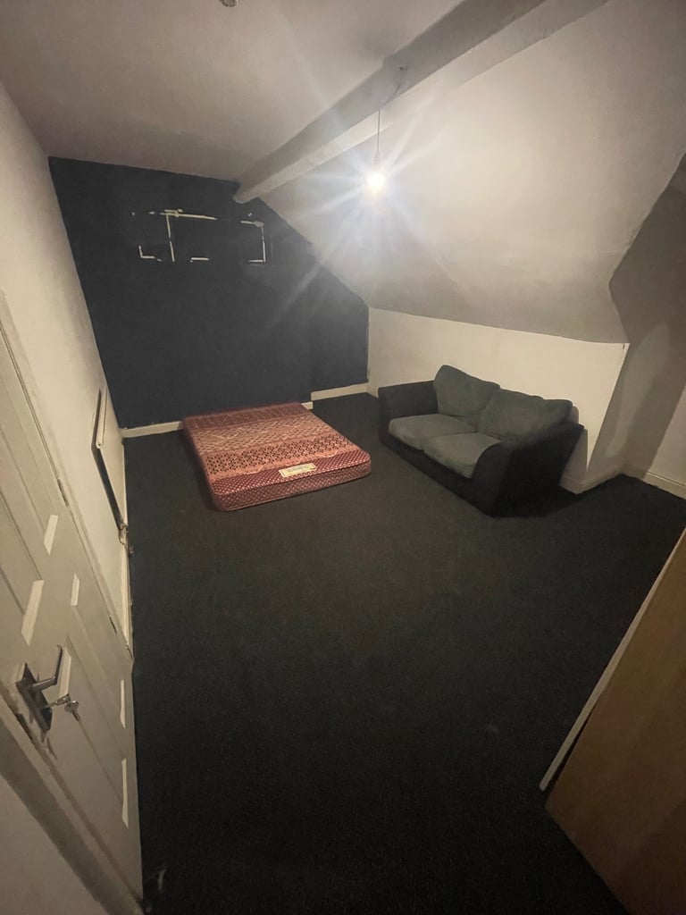 Large Double Room to rent 