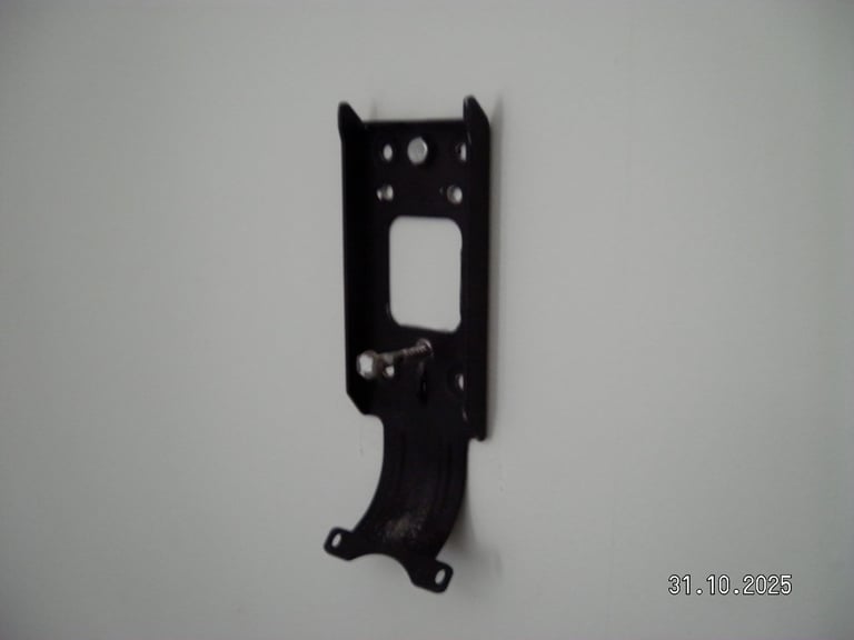 Bang & Olufsen BeoCenter 1 CRT DVD Retro Gaming TV Monitor RGB Scart 240p