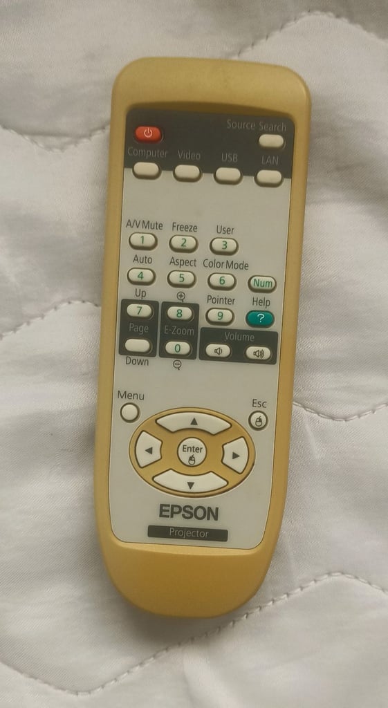 Epson LCD Projector model H353B with original remote control and power cable FAULTY