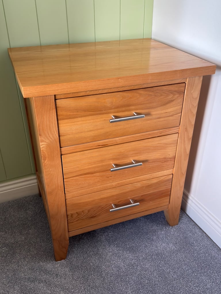Oak bed