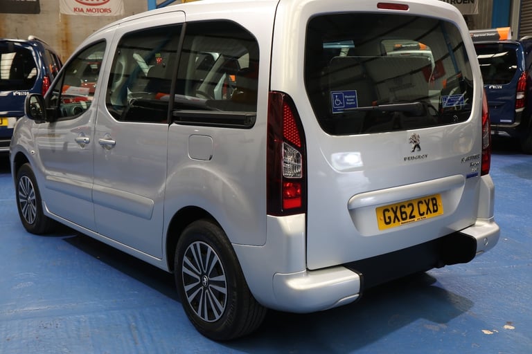 Peugeot Partner Wheelchair Car Mobility Disabled Accessible WAVs vehicle winch