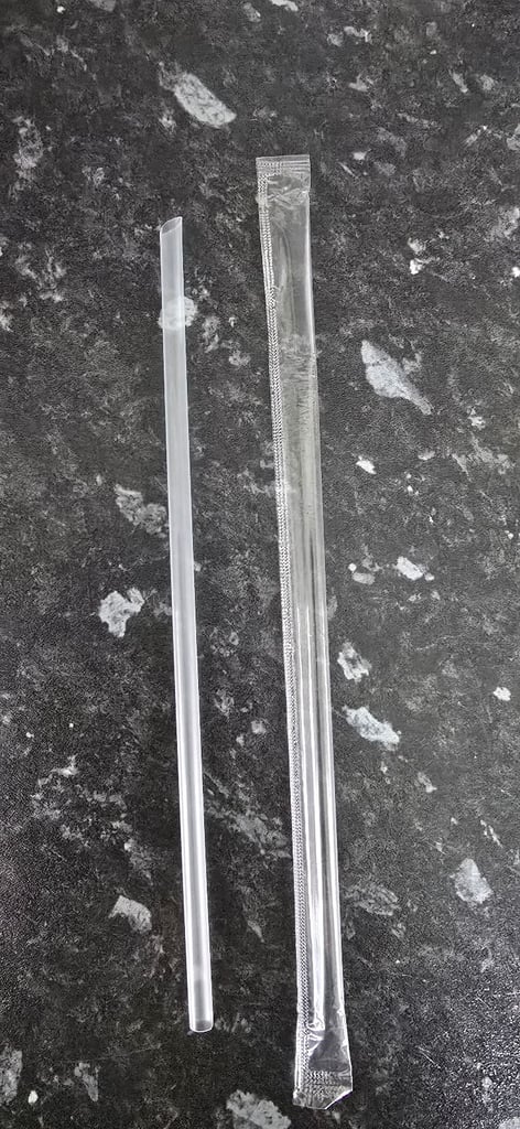 100 Plastic Drinking Straws - Brand New