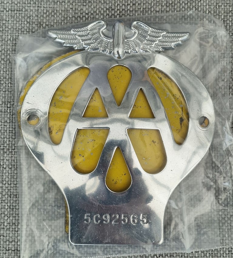 AA CAR GRILLE EMBLEMS (× 2)