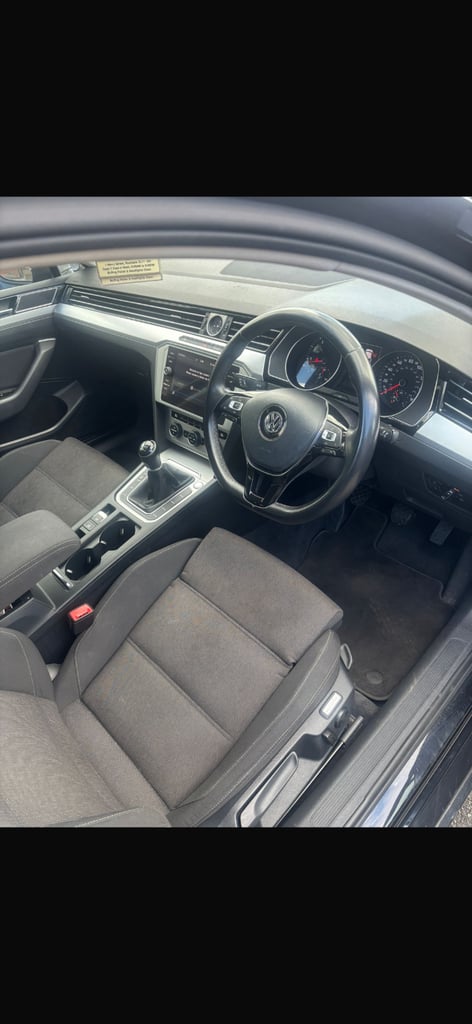Volkswagen, PASSAT, Saloon, 2018, Manual, 1498 (cc), 4 doors