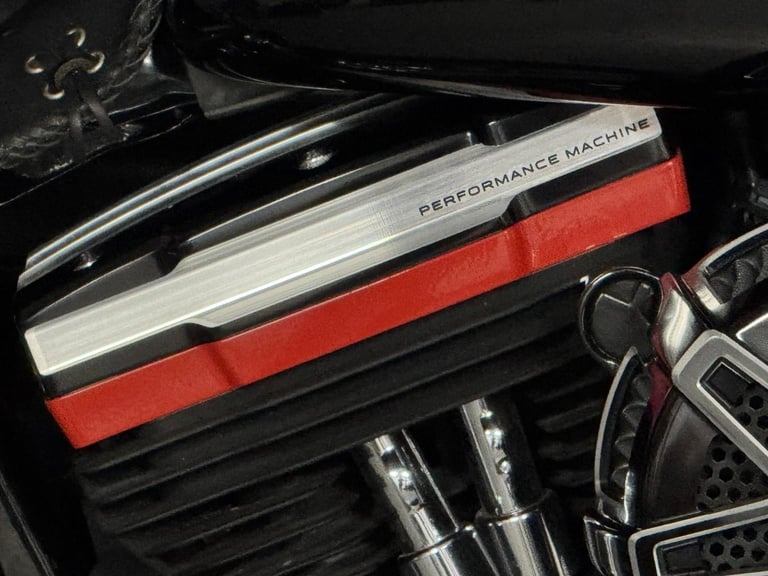 HARLEY-DAVIDSON FLSTSB CROSS BONES Softail Springer