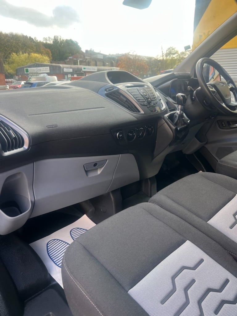 2015 Ford Transit Custom 2.2 TDCi 290 Limited Panel Van 5dr Diesel Manual L2 H1 (186 g/km, 123 bh...