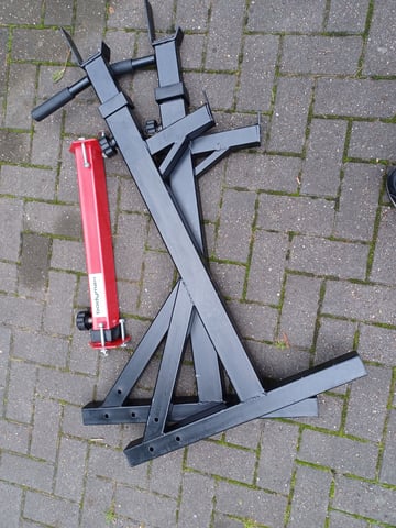 BODYMAX CF315 WEIGHTS SQUAT STANDS DIP RACK in Walsall, West