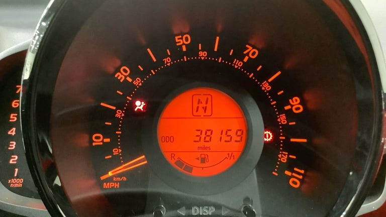 TOYOTA AYGO 1.0 VVT-i x-pression 2015