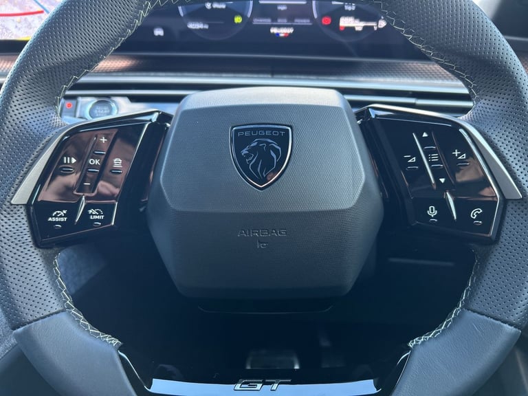 2025 Peugeot 5008 1.2 Hybrid 136 GT 5dr e-DSC6 HATCHBACK PETROL Automatic