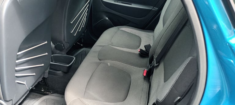 Renault, CAPTUR, Hatchback, 2015, Manual, 1461 (cc), 5 doors
