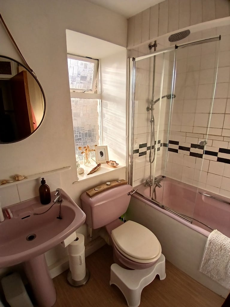1 spare room available in a houseshare beside the sea in Footdee