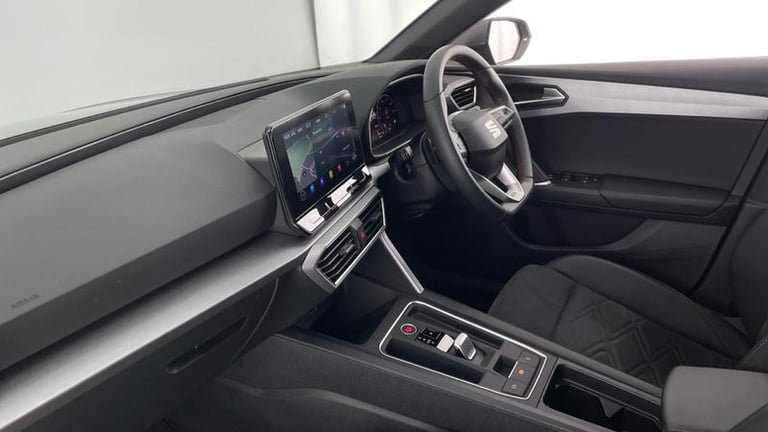 2024 SEAT Leon 1.4 e-HYBRID (204ps) FR Sport DSG Automatic Estate Hybrid Automatic