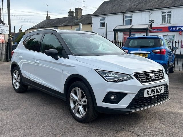 2019 SEAT Arona 1.6 TDI FR SUV 5dr DIESEL EURO 6 (s/s) (115 ps) WITH SERVICE HISTORY  HATCHBACK D...
