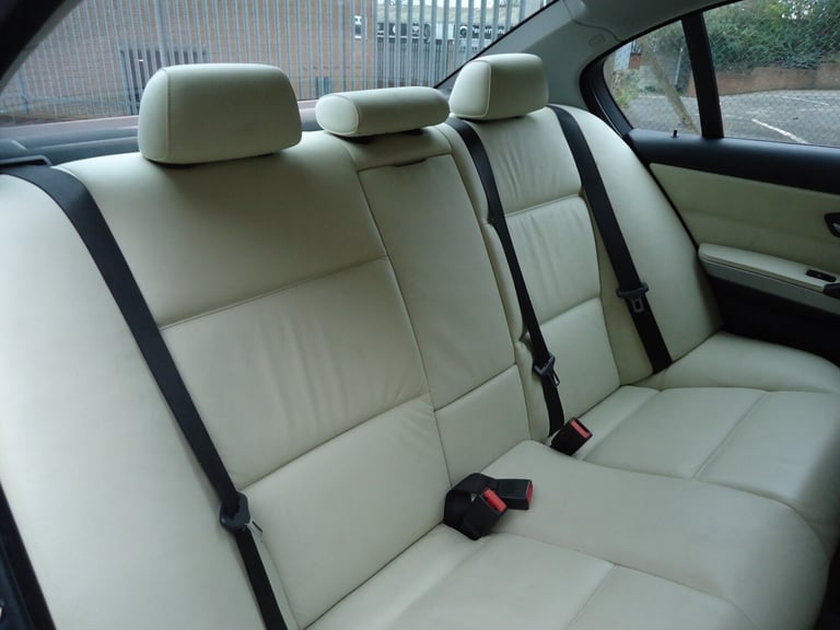 BMW 3 SERIES 2.0 318i SE Saloon Blue Auto Petrol 2006