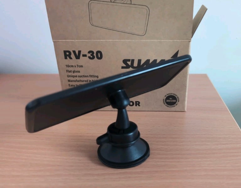 L plates and interior suction mirror for learner drivers