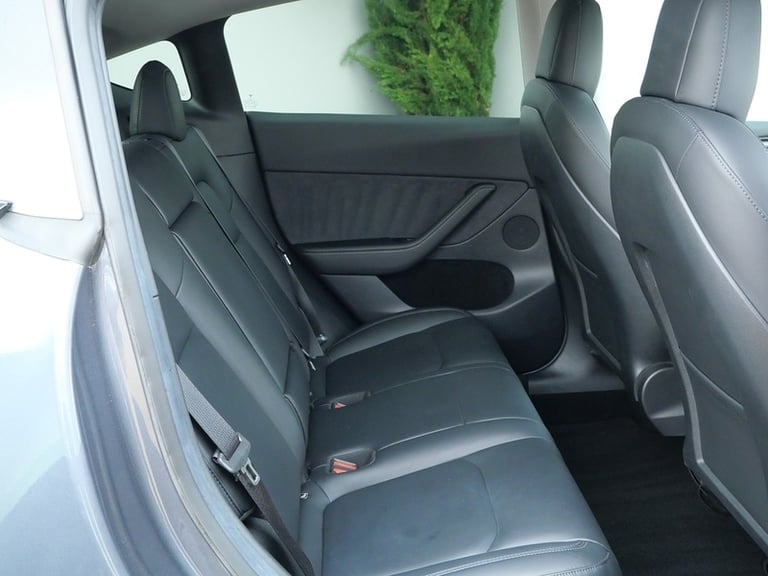 2022 Tesla Model Y (Dual Motor) Long Range SUV 5dr Electric Auto 4WDE (384 bhp) SUV Electric Auto...