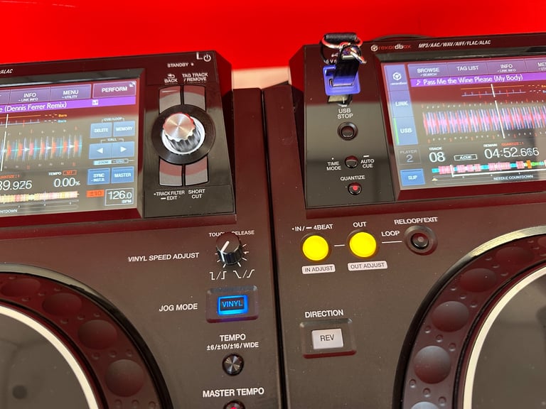 Pair Pioneer XDJ 1000 MK2 – Pre Owned + Warranty
