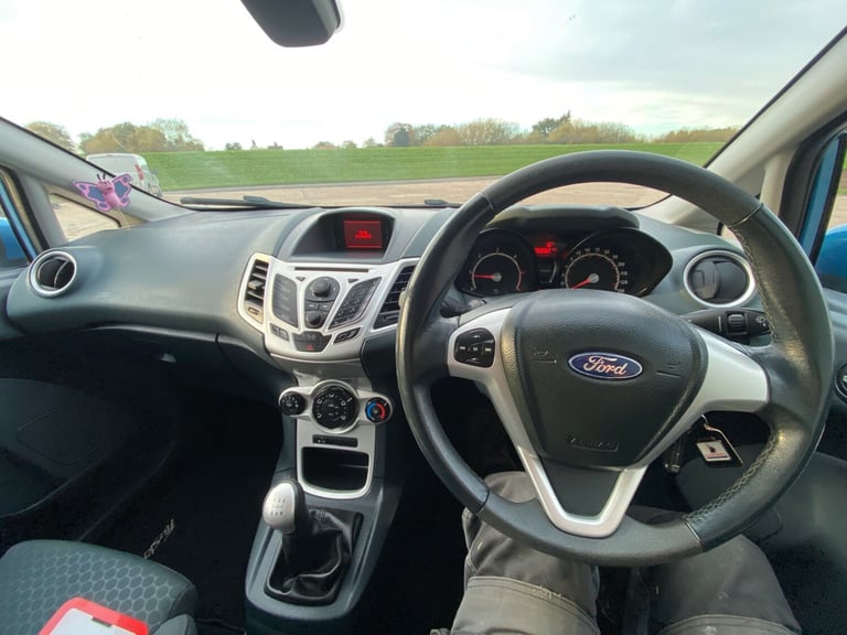 2011 Ford Fiesta 1.6 TDCi 95 Sport Van CAR DERIVED VAN Diesel Manual