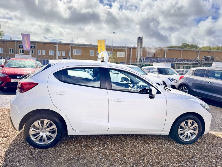 2015 Mazda Mazda2 1.5 75 SE 5dr HATCHBACK Petrol Manual