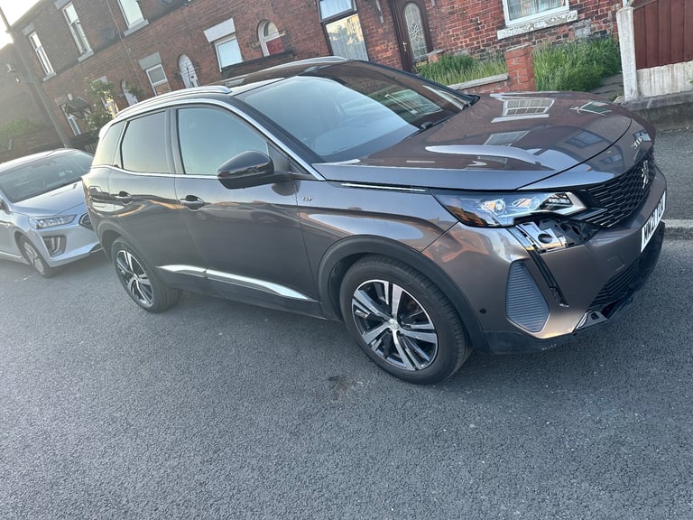 Peugeot, 3008, Hatchback, 2021, Manual, 1199 (cc), 5 doors