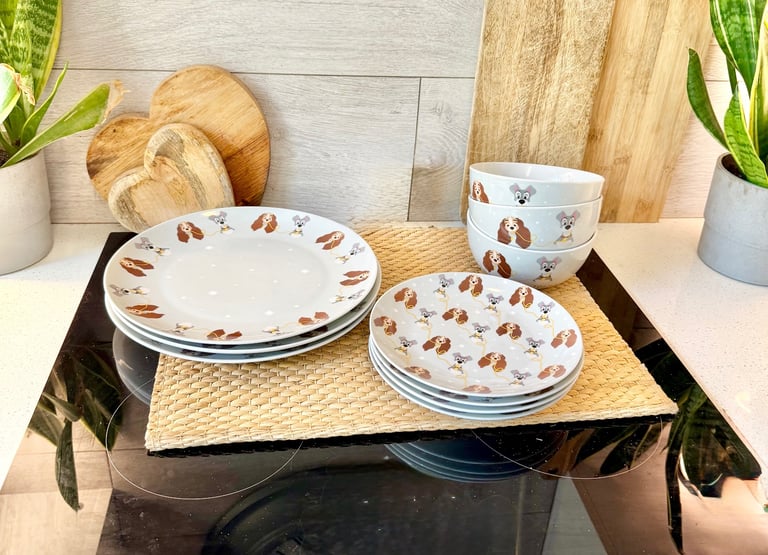 Disney lady & the tramp china dinner set 3 large dinner plates, 4 side plates and 3 bowls