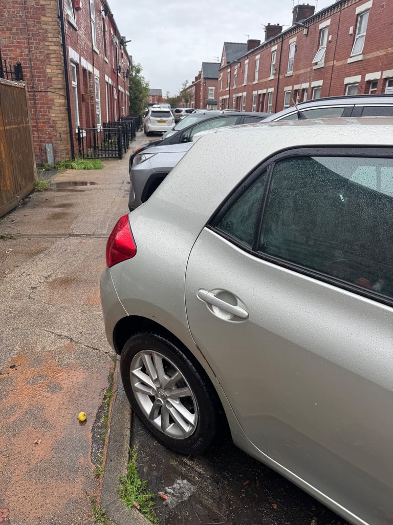 Toyota, AURIS, Hatchback, 2008, Manual, 1364 (cc), 5 doors