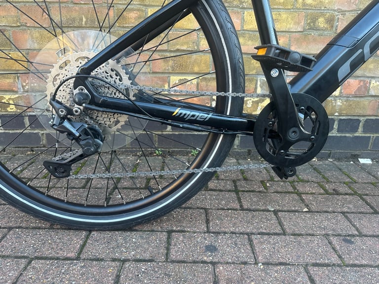 Carrera 250W Electric Bike