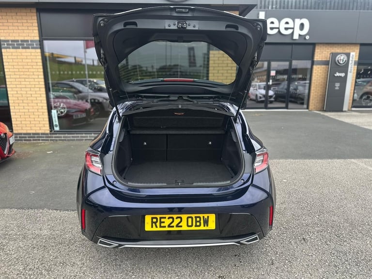 2022 Toyota Corolla 2.0 VVT-i Hybrid GR Sport 5dr CVT HATCHBACK Petrol/Electric Hybrid Automatic