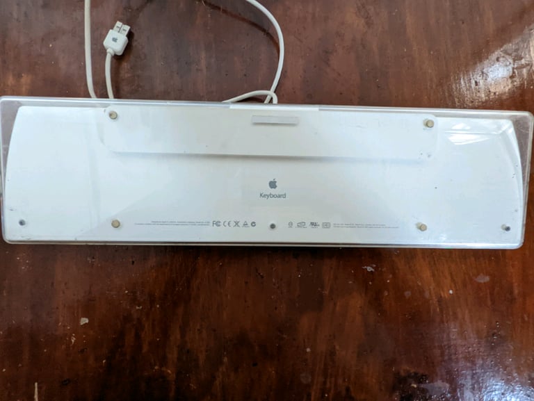 APPLE Keyboard 