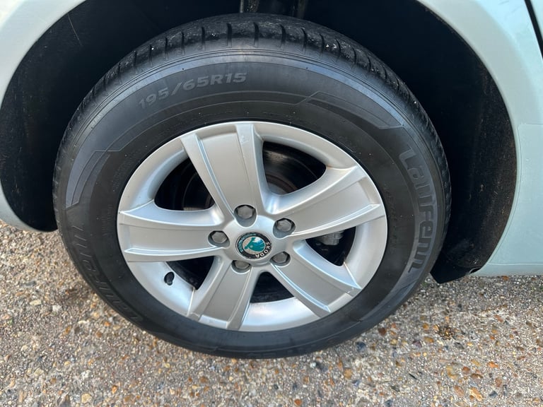 Skoda, OCTAVIA, Hatchback, 2011, Manual, 1598 (cc), 5 doors