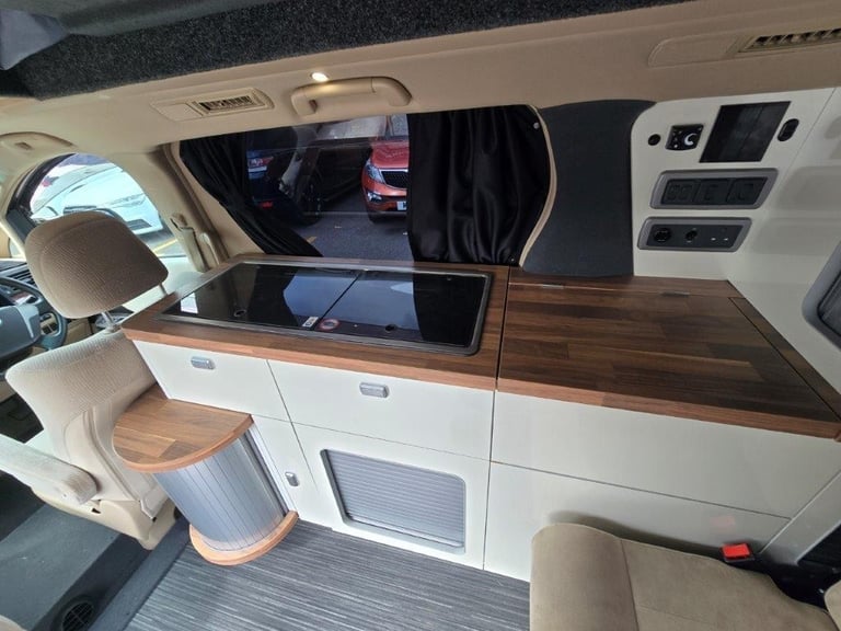 Wellhouse Toyota Vellfire