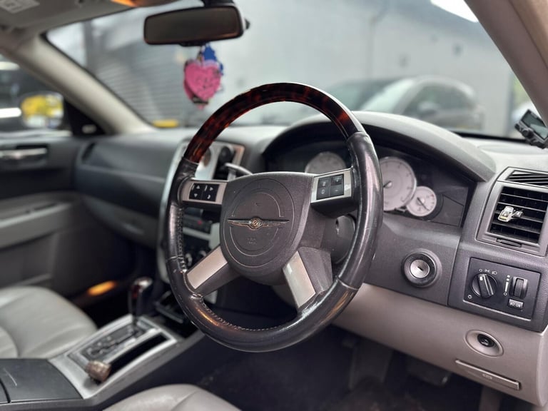2007 Chrysler 300C 3.0 CRD V6 4dr SALOON Diesel Automatic