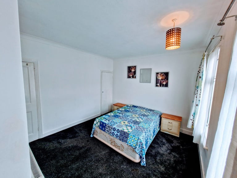Double room available for rent in Luton 