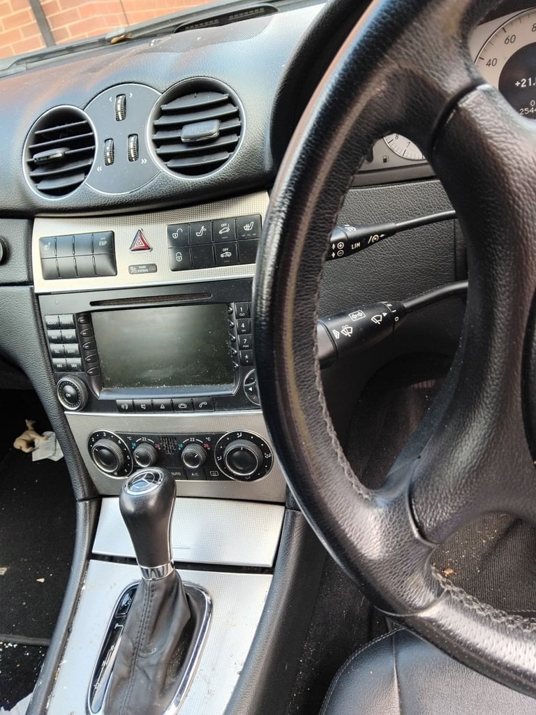 Mercedes-Benz, CLK, Convertible, 2008, Semi-Auto, 2996 (cc), 2 doors