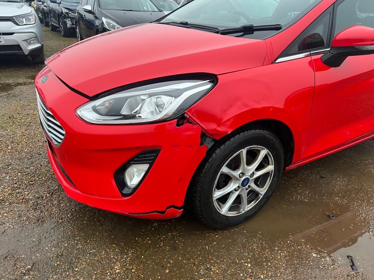 2017 FORD FIESTA ZETEC RED EURO 6 ULEZ COMPLIANT SALVAGE DAMAGED REPAIR CAT S 