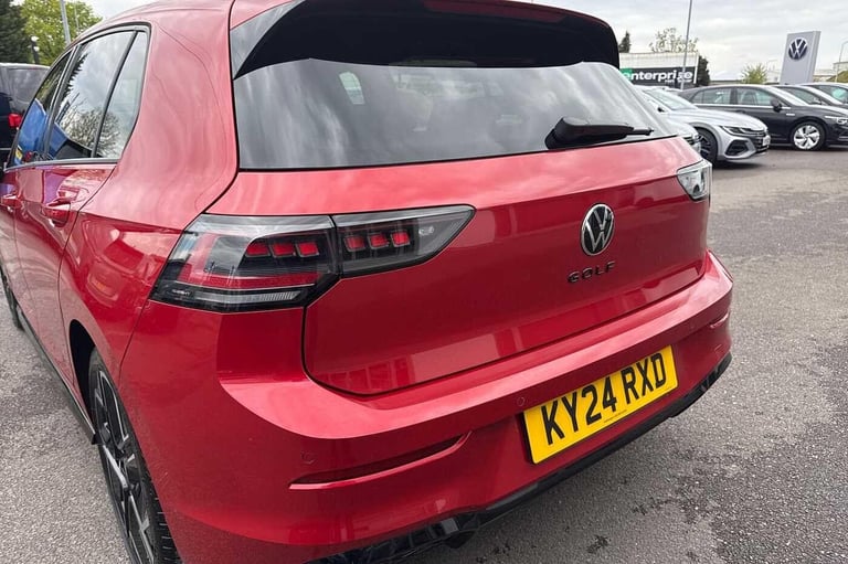 2024 Volkswagen Golf 1.5TSI 150PS Hatch Ã¢Â­ÂBlack Pack, Sunroof, DCC, Keyless, Winter Pack, To ...
