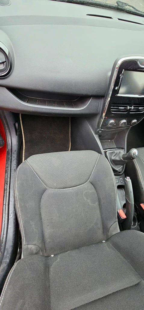 Renault, CLIO, Hatchback, 2014, Manual, 898 (cc), 5 doors