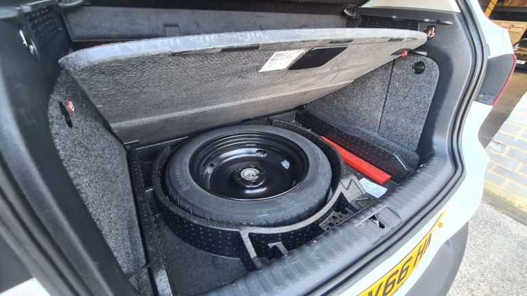  Volkswagen Tiguan TIGUAN MODA BMT S-A Petrol