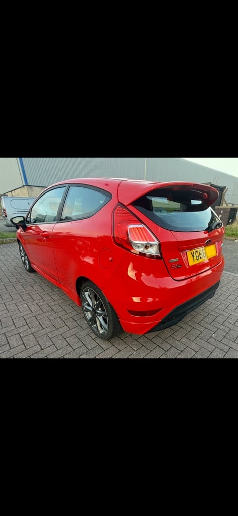 Ford fiesta st line. 