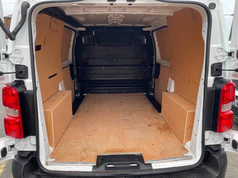 2021 Vauxhall Vivaro 1.5 TURBO D 2700 EDITION PANEL VAN 6DR DIESEL MANUAL L1 H1 EURO 6 PANEL VAN ...
