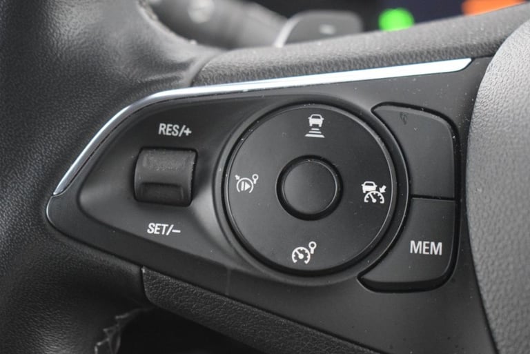 2022 Vauxhall Mokka 1.2 Turbo Elite Premium 5dr Auto HATCHBACK PETROL Automatic