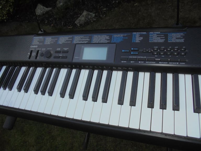 CASIO Piano/Keyboard + User's Guide & CASIO Song Book